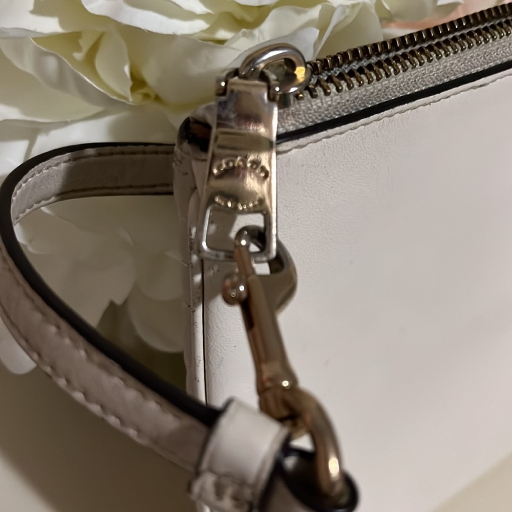 Coach Purse - Picture 6 of 10